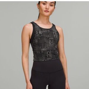Lululemon Power Pivot Everlux Tank Top Motif Black LMBB Logo Reversible Size 6